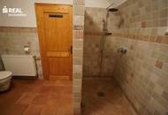 Liebevolles Landhaus mit Nebengebäude und riesigem Nutzgarten