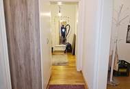 DISSLERGASSE, 66 m2 Altbau, 2 Zimmer, Küche, Wannenbad, Parketten, WG-geeignet, Wien-Mitte-Nähe