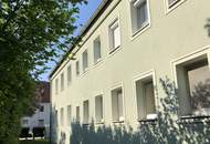 Perfekte Wohnung für junge Familien und Pärchen dank idyllischer Grünlage und optimaler Infrastruktur! Schöne Raumaufteilung! Saniert und sofort verfügbar!