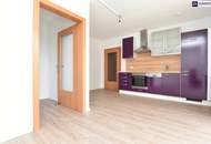 ZENTRALE RUHEOASE - NEU renovierte und perfekt geschnittene Wohnung mit Balkon + inklusive Parkplatz! Sofort verfügbar!
