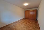 TOP Lage: 2-Zimmer-Wohnung mit Loggia und Blick ins Grüne