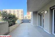 Geräumige, helle 2-Zimmerwohnung mit großer LOGGIA!