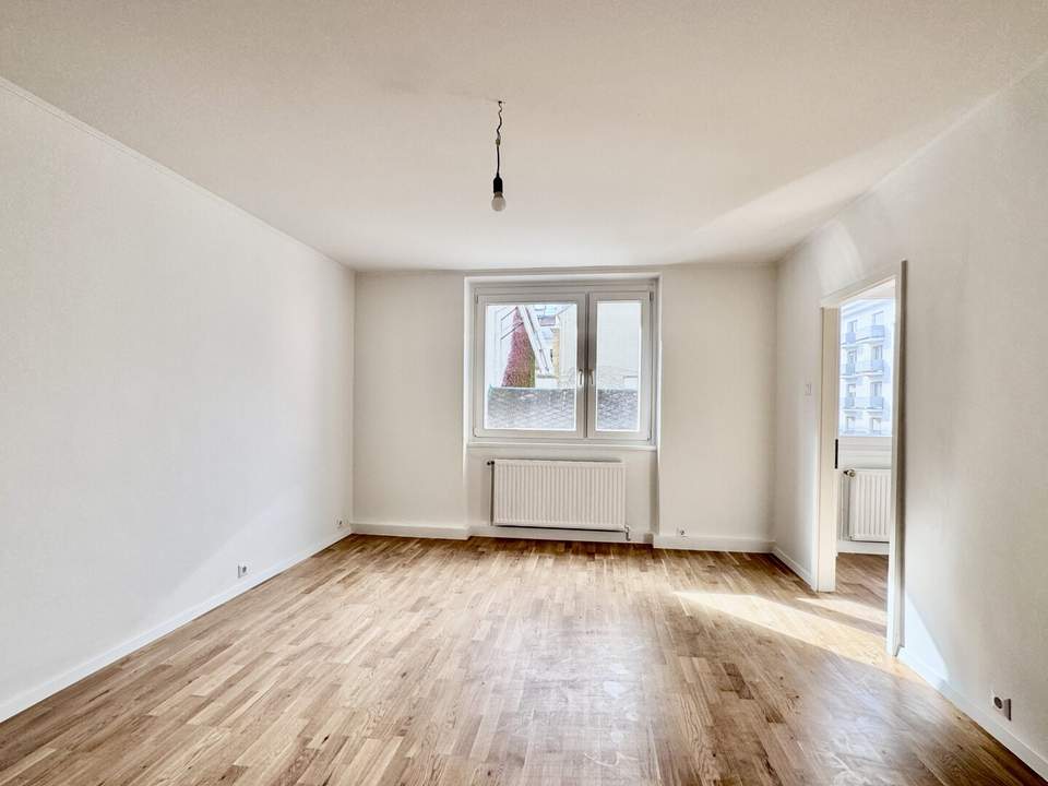 TOP SANIERTE NEUBAUWOHNUNG NUR WENIGE SCHRITTE ZUR U1