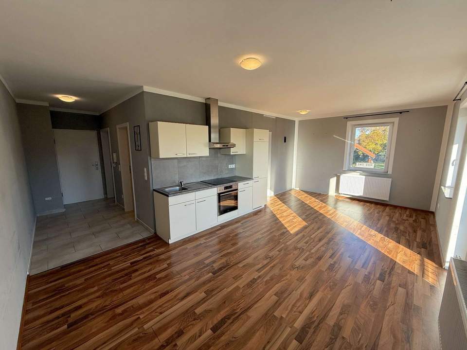 Pottenbrunn: 2-Zimmer-Wohnung mit großem Balkon – ab sofort verfügbar!