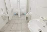 Zentrumslage | 320m² Geschäftslokal mit großen Auslagen | Kundenparkplätze vis à vis