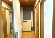 Teilsanierte, helle und geräumige 2-Zimmerwohnung - Nähe Kutschkermarkt