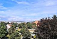 TERRASSENHIT, FERNBLICK, klimatisiertes 37 m2 Dachgeschoß mit 23 m2 Terrasse, 1 Zimmer, Komplettküche, Duschbad, Anton-Bosch-Gasse