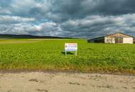 GROßZÜGIGES BAUGRUNDSTÜCK MIT HERRLICHEM AUSBLICK IN KLEINWILFERSDORF!