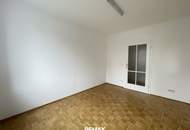 Miete: 4,5-Zimmer-Wohnung mit Balkon in zentraler Lage - perfekt auch als Studenten-WG