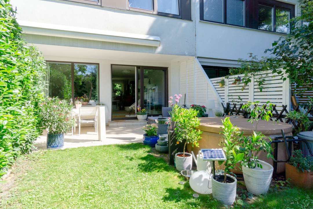 Reihenhaus-Highlight mit schönem Garten - Einkauf, Schule und Öffis "vor der Türe"