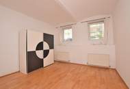 Seltene Gelegenheit - charmanter Altbau: Zwei Wohneinheiten im Herzen von Penzing