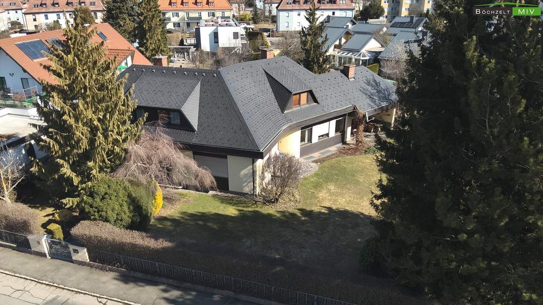 Architektonisches Raumwunder in Bestlage Knittelfelds: Repräsentatives Familiendomizil mit Wellness-Faktor