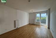 Lichtdurchflutete Maisonette-Wohnung mit 3 Zimmern zwischen SCN und Lorettowiese!