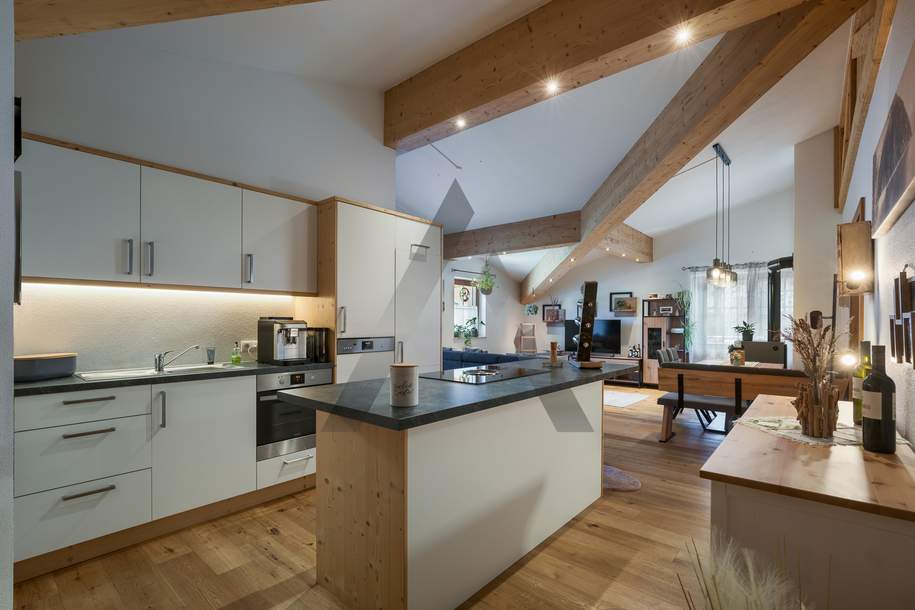 Miete: Neuwertige Dachgeschosswohnung, Wohnung-miete, 1.870,00,€, 6365 Kitzbühel