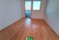 Westseitige 4-Zimmer-Dachgeschosswohnung! Ihr neues Zuhause beim Stadtzentrum! - JETZT ZUSCHLAGEN