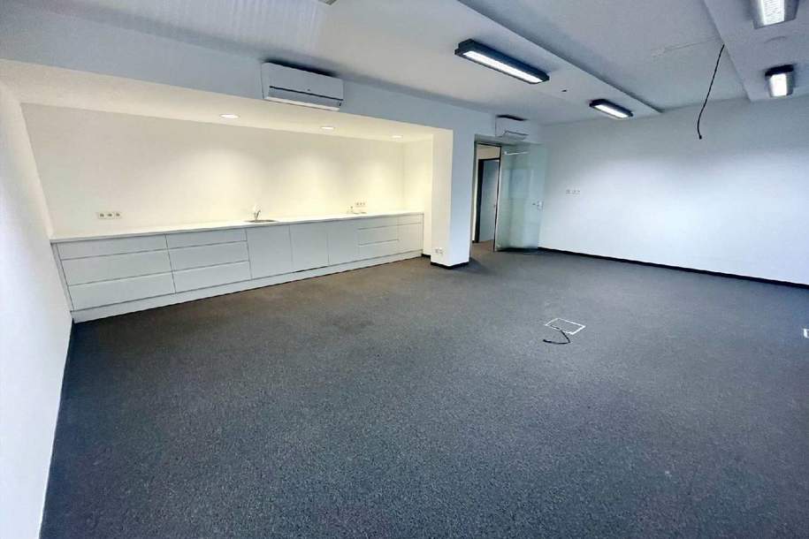 Repräsentative Bürofläche im Historischen Fabianihaus mit Balkon zu mieten, Gewerbeobjekt-miete, 12.146,04,€, 1030 Wien 3., Landstraße