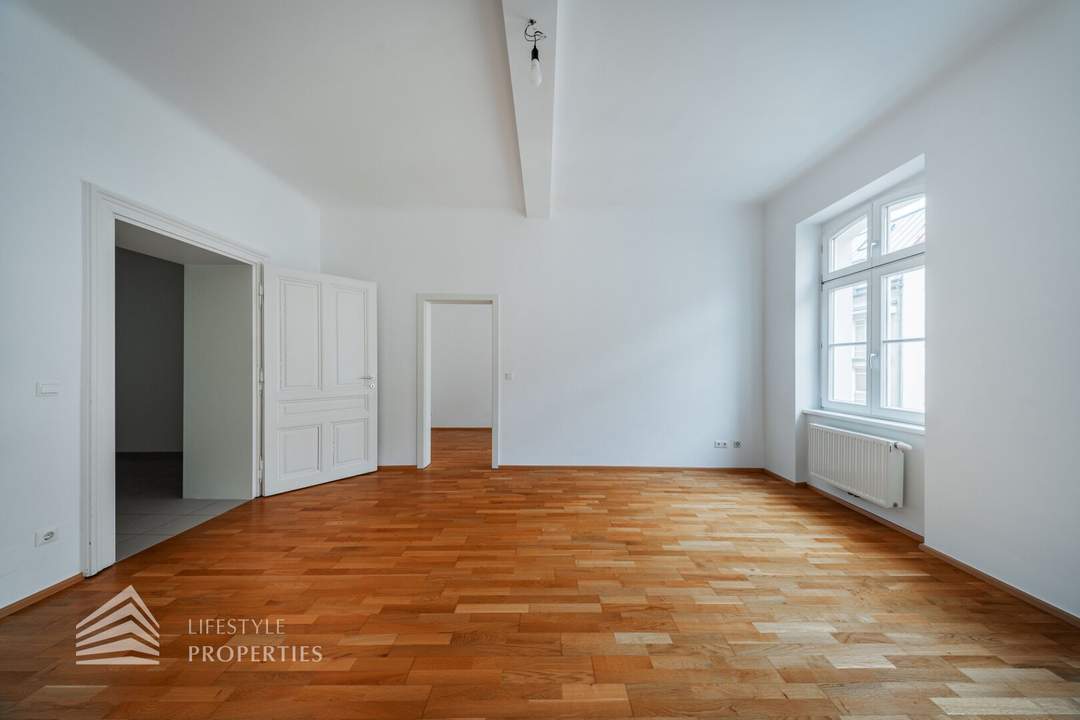 Helle 2-Zimmer Wohnung, Nähe Landstraße Hauptstraße