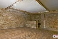 Stilvolle Villa mit gepflegtem Garten und großzügiger Garage