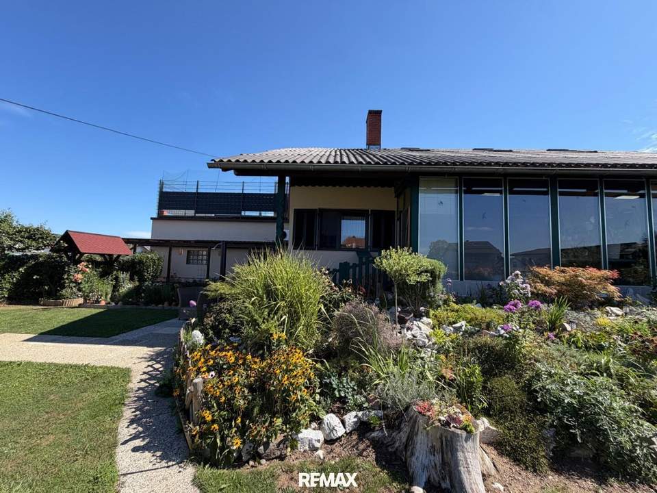Großzügiges Mehrfamilienhaus in Gössendorf, 2 getrennte Wohneinheiten - ges. 8 Zimmer, Terrasse, Garage, 489.000 €