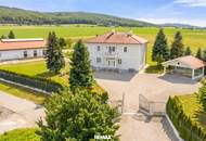 Exklusives Pferdeanwesen nahe Wien – Villa, Reitviereck mit Flutlichtanlage, eingezäunte Koppeln, zweites Wohnhaus und über 25.000 m² Eigengrund