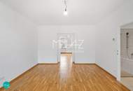 RUHIG I ZENTRAL I SOFORT BEZIEHBAR. Helle 2-Zimmer Wohnung mit sehr großem Gemeinschaftsgarten. MOVE IN + ENJOY