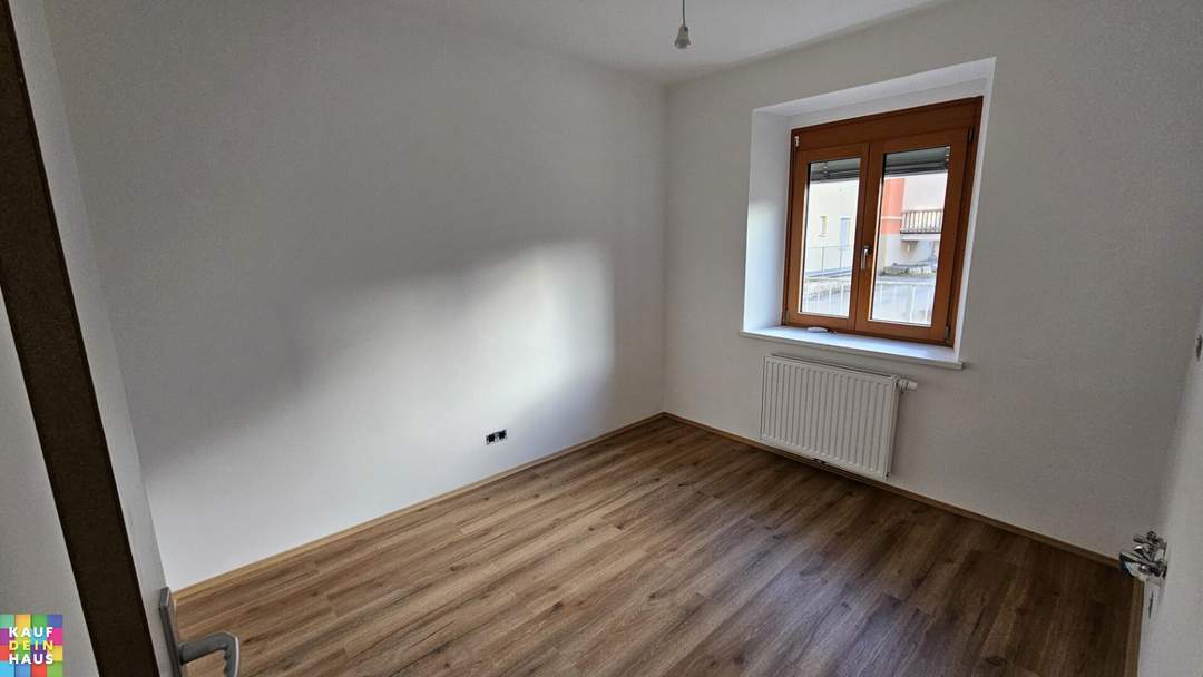 GRABENFELDSTRASSE 13! GÜNSTIGE 3 ZIMMERWOHNUNG!