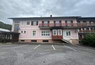 Ehemalige Pension mit viel Platz für mehrere Wohneinheiten in Greinbach-Penzendorf