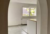 Dein Daheim - 2 Zimmer +extra geräumige KomplettKüche +AAP