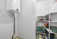 Traditionelles Bauernhaus mit großem Grundstück, Weinpresshaus, Keller und Nebengebäuden!