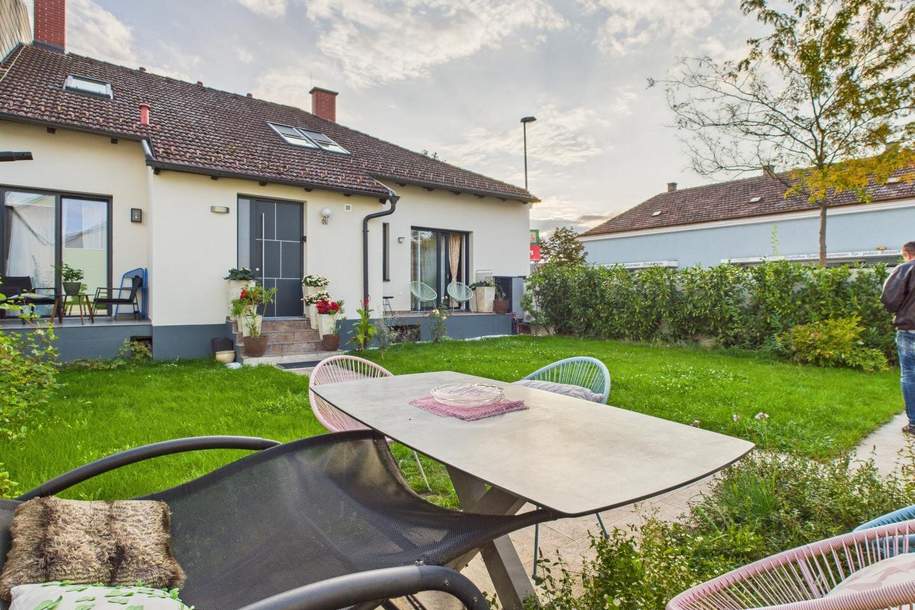 Modernes 7-Zimmer-Mehrfamilienhaus in Deutsch-Wagram – Top Lage, 220m² Wohnfläche!, Haus-kauf, 598.000,€, 2232 Gänserndorf