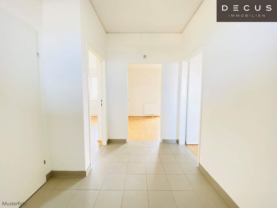 | DER BESTE UMZUG BEGINN MIETFREI | NÄHE HAUPTBAHNHOF | ZWEI ZIMMER