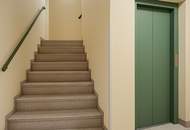 Renditestark investieren: Drei kernsanierte Wohnungen mit Gewerbenutzung in zentraler Lage!