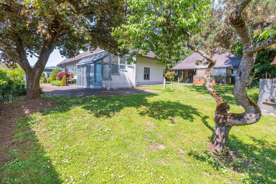 Einzigartige Liegenschaft mit Kachelofen, Wintergarten und parkähnlichen Grundstück in Toplage, Haus-kauf, 750.000,€, 9020 Klagenfurt(Stadt)