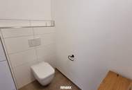 Neuwertige Doppelhaushälfte mit Carport und PV-Anlage in Reichersdorf