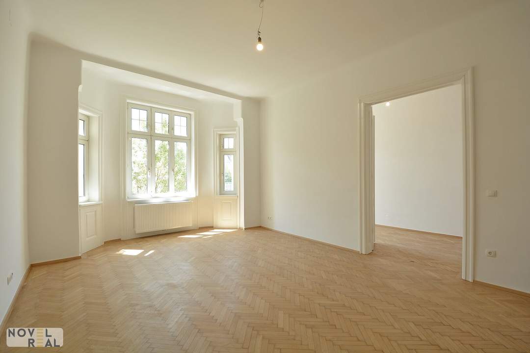 Sanierungsbedürftige, großzügige 4-Zimmer-Wohnung mit Loggia