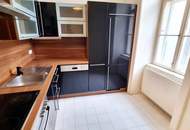 Preisgesenkt - Frisch saniert! Ein MUST HAVE! Absolute Hof-Ruhelage mit Blick ins Grüne! Traumaft schönes Altbauhaus + Bestlage in 1030 Wien! Klassische Altbauwohnung!