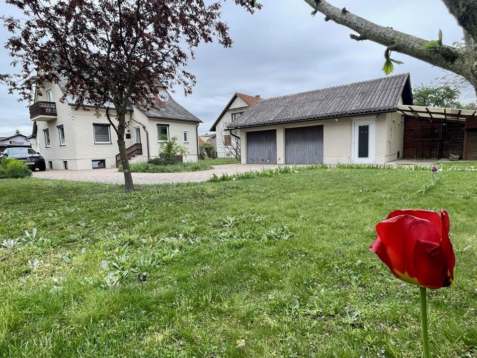 Tolles Haus in ruhiger Lage! Top Zustand mit Ausbaupotenzial, Doppelgarage und Kleingewerbe-Office!