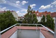 3 Zimmer mit Balkon inklusive Tiefgaragen-Stellplatz, Hoflage!