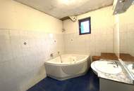 Kottingbrunn: Sanieren oder Neu bauen im Zentrum mit viel Wohn-, Nutz-, und Grundfläche!