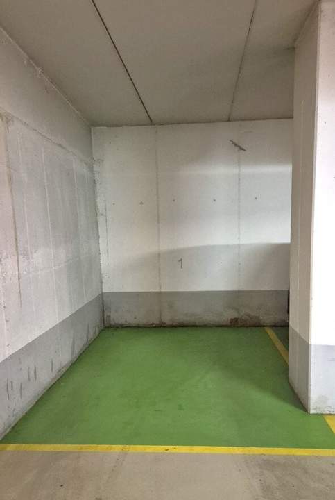 TIEFGARAGENPLATZ - NÄHE NUSSDORFER PLATZ - HEILIGENSTADT