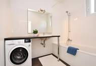 Helle Dachgeschosswohnung mit Charme und viel Freifläche
