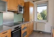 Traumhafte Dachgeschosswohnung mit Terrasse und Fernblick am Wilhelminenberg