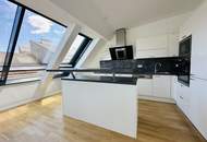 Naschmarkt-Living | Exklusive Maisonette mit Terrasse, Panoramablick & Wintergarten !