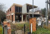 Rohbau einer Luxusvilla in beliebter Siedlungslage