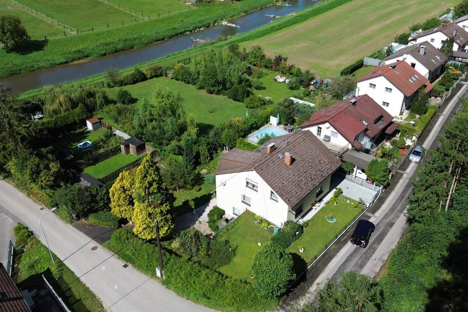 2 bis 3 Familienhaus mit Vollkeller, mit 4 Garagen, Brunnen/Werkstatt - 2 Zufahrten, Haus-kauf, 4053 Linz-Land