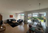 Moderne und neuwertige Doppelhaushälfte in sonniger Ruhelage