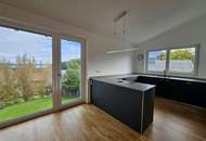 Exklusive 3-Zi.-DG-Wohnung mit Gebirgsblick in ruhiger Lage