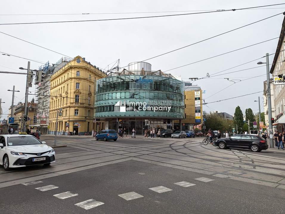 Zentral gelegene - Repräsentative Bürofläche - 150 bis 170 m² - Mit großer Terrasse