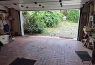 GRUNDSTÜCK IN ZENTRUMSNÄHE MIT GARAGE, POOL UND POOLHAUS