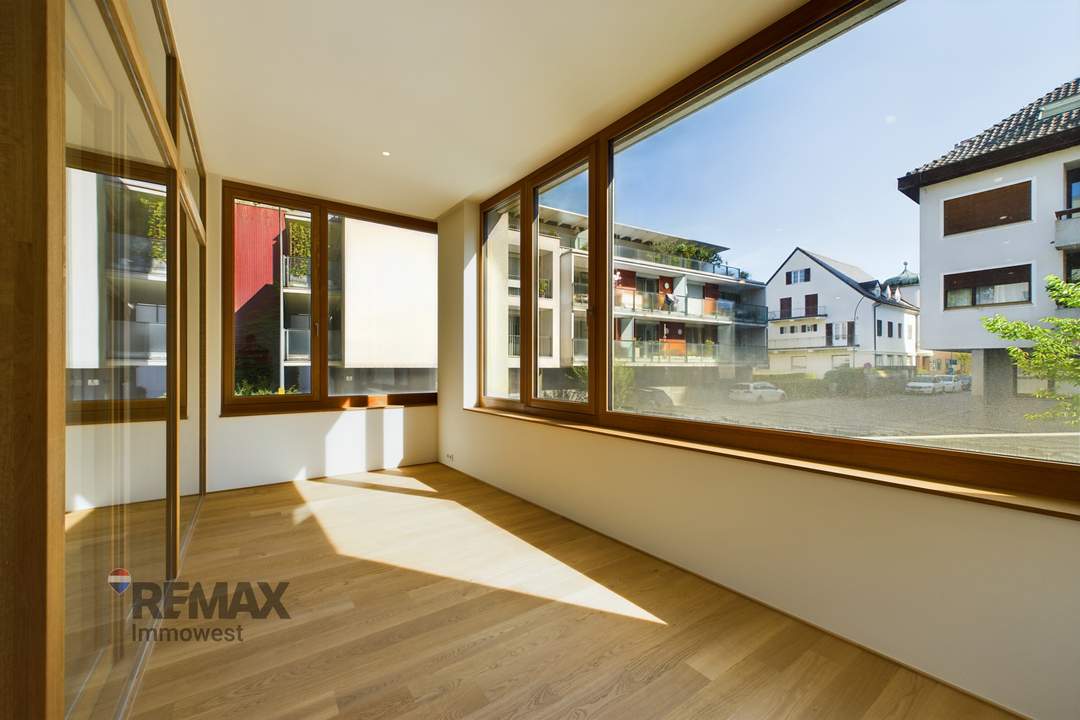 Erstbezug! 3-Zimmer-Wohnung mit Loggia in Toplage